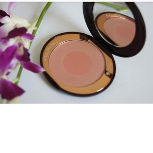 Brand New Charlotte Tilbury blush in First Love